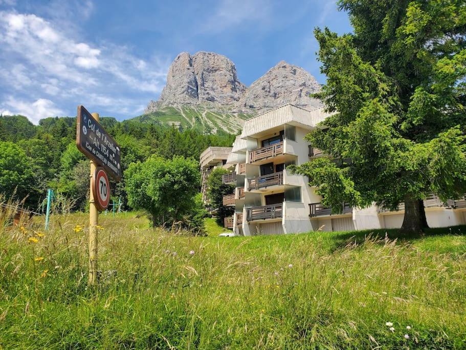 Appartement Col De L'Arzelier Chateau-Bernard Εξωτερικό φωτογραφία